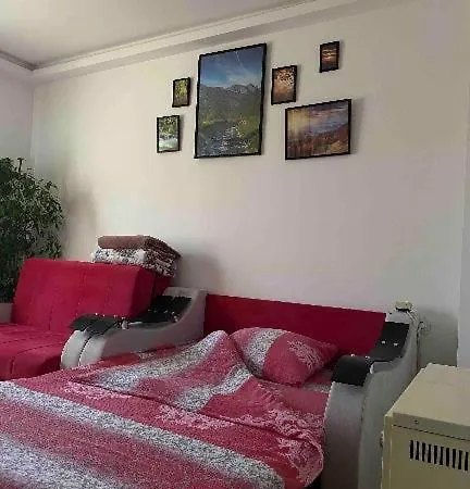 Uzicki-konaci * Užice