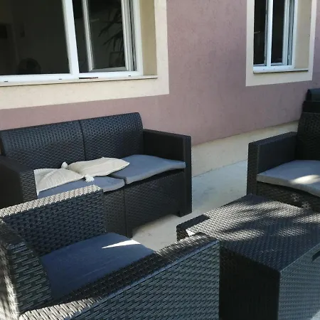 Apartman Uzicki-konaci