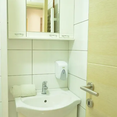 Uzicki-konaci Διαμέρισμα