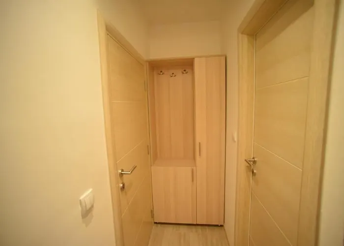 Uzicki-konaci Διαμέρισμα Užice