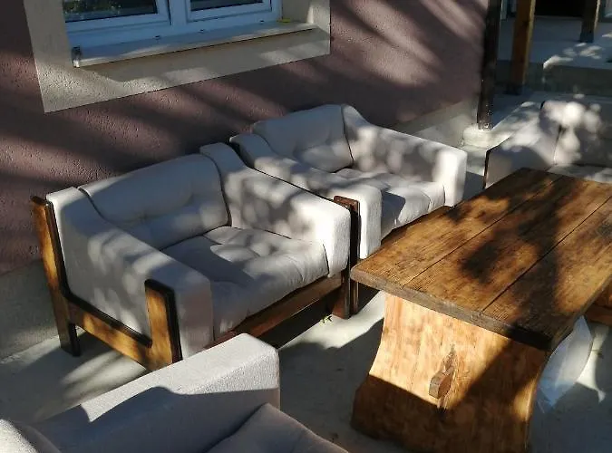 Uzicki-konaci Διαμέρισμα