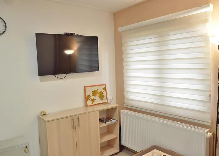 Uzicki-konaci * Užice